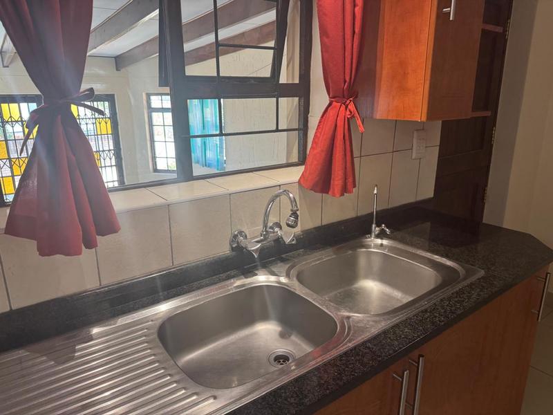 4 Bedroom Property for Sale in Reebok Western Cape